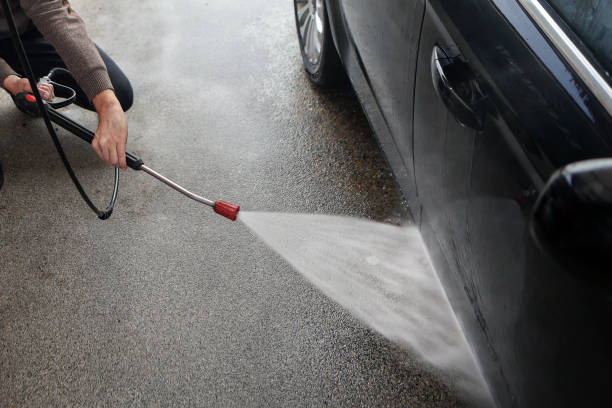 Best Commercial Building Pressure Washing  in Tropical Park, FL